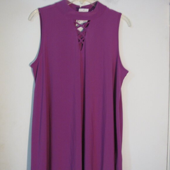 Cato Tunic Blouse Medium NWT $38 Purple Cutouts Flowy - Picture 1 of 6